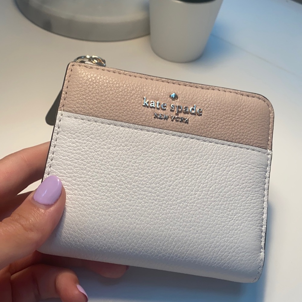 NEW Small No window L-Zip Bifold Wallet